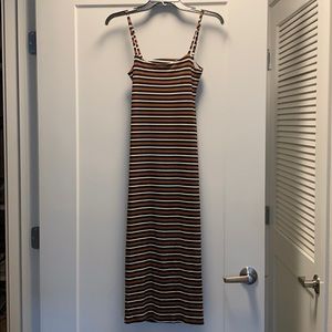 Vick Ribbed Midi Dress